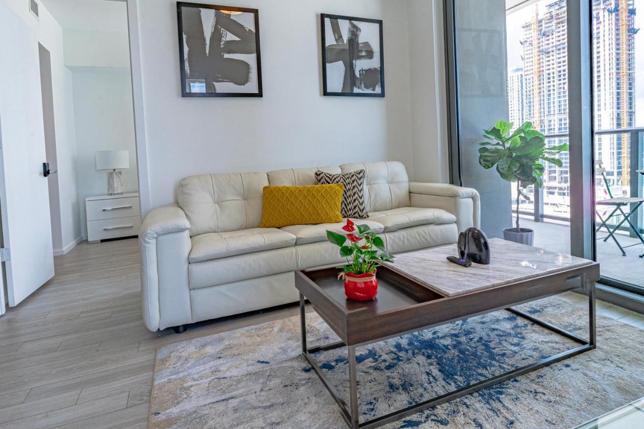 Luxurious 2-Bed Apartment With Breathtaking Bay Views!! Маямі Екстер'єр фото
