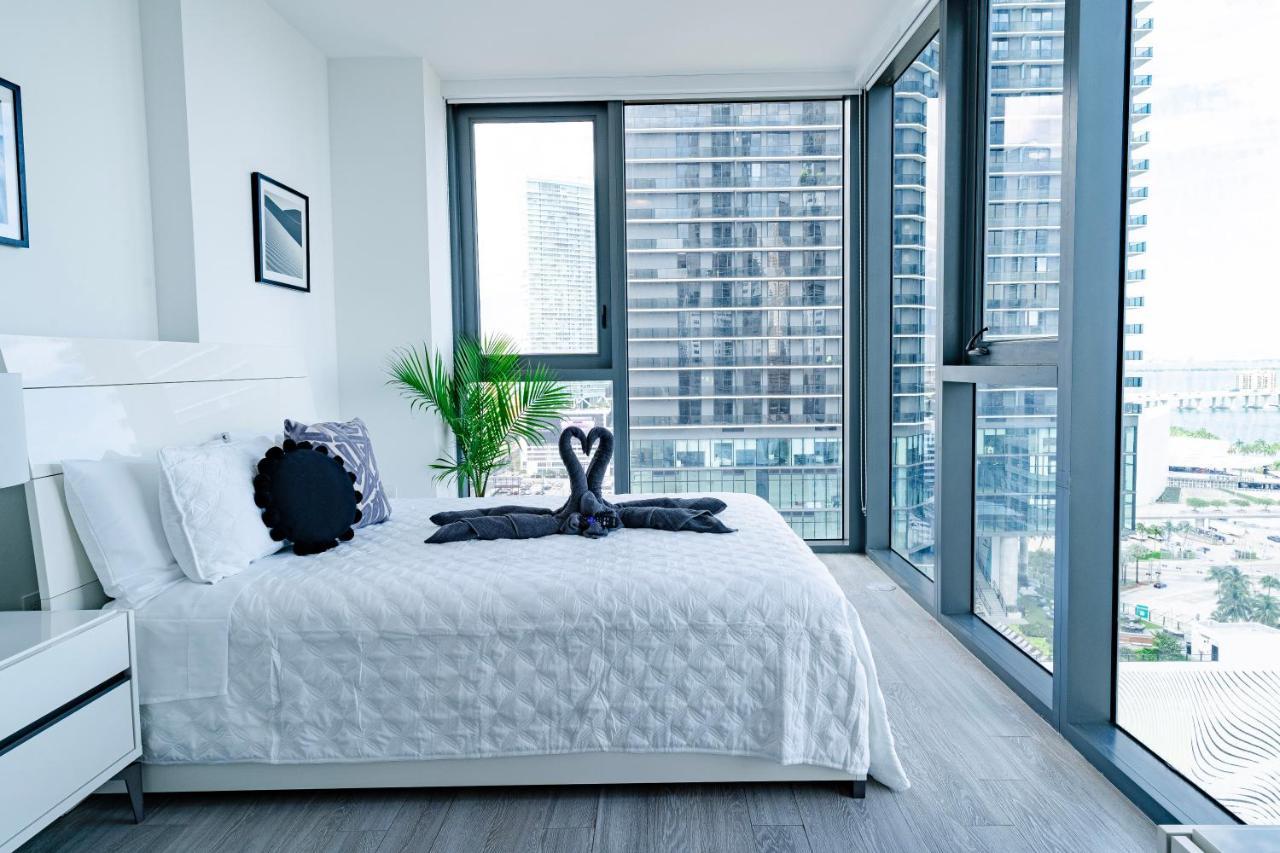 Luxurious 2-Bed Apartment With Breathtaking Bay Views!! Маямі Екстер'єр фото